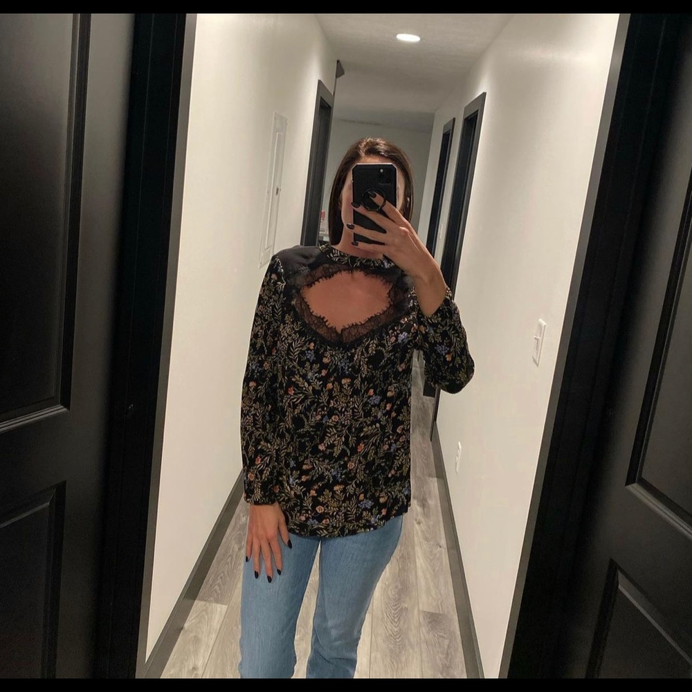 Von maur top